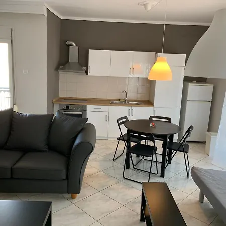 30m From The Sea Apartman *
